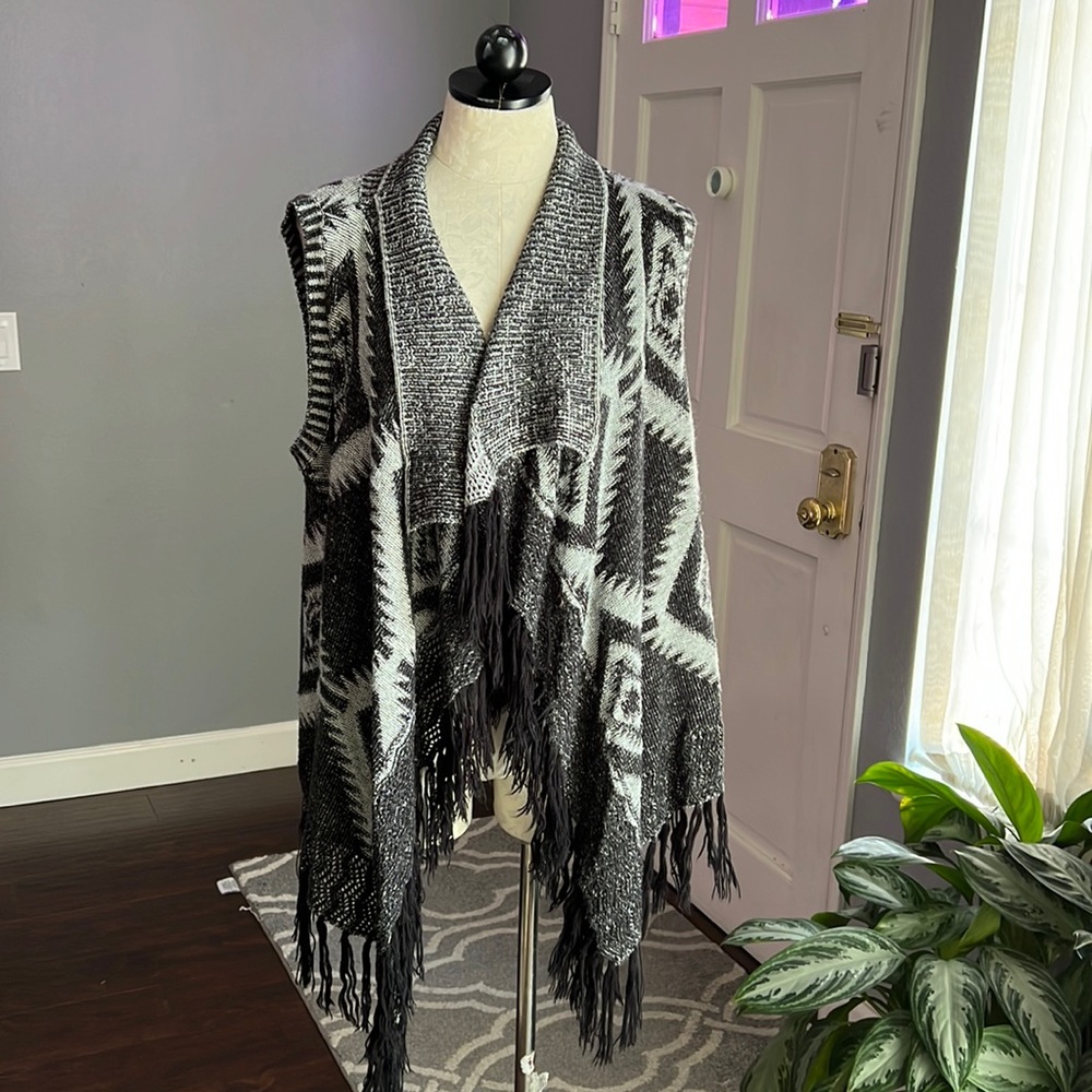 Romeo & Juliet Fringe Sweater Vest